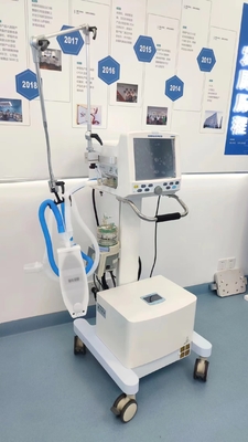 เครื่องหายใจ ICU ที่ได้รับการรับรองจาก CE พร้อมเครื่องบด Siriusmed สําหรับ ICU และ OR